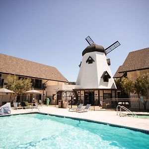 Sideways Inn